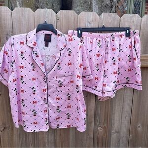 Disney x Forever 21 Minnie Mouse Satin Pajama Set – Plus Size 2X
